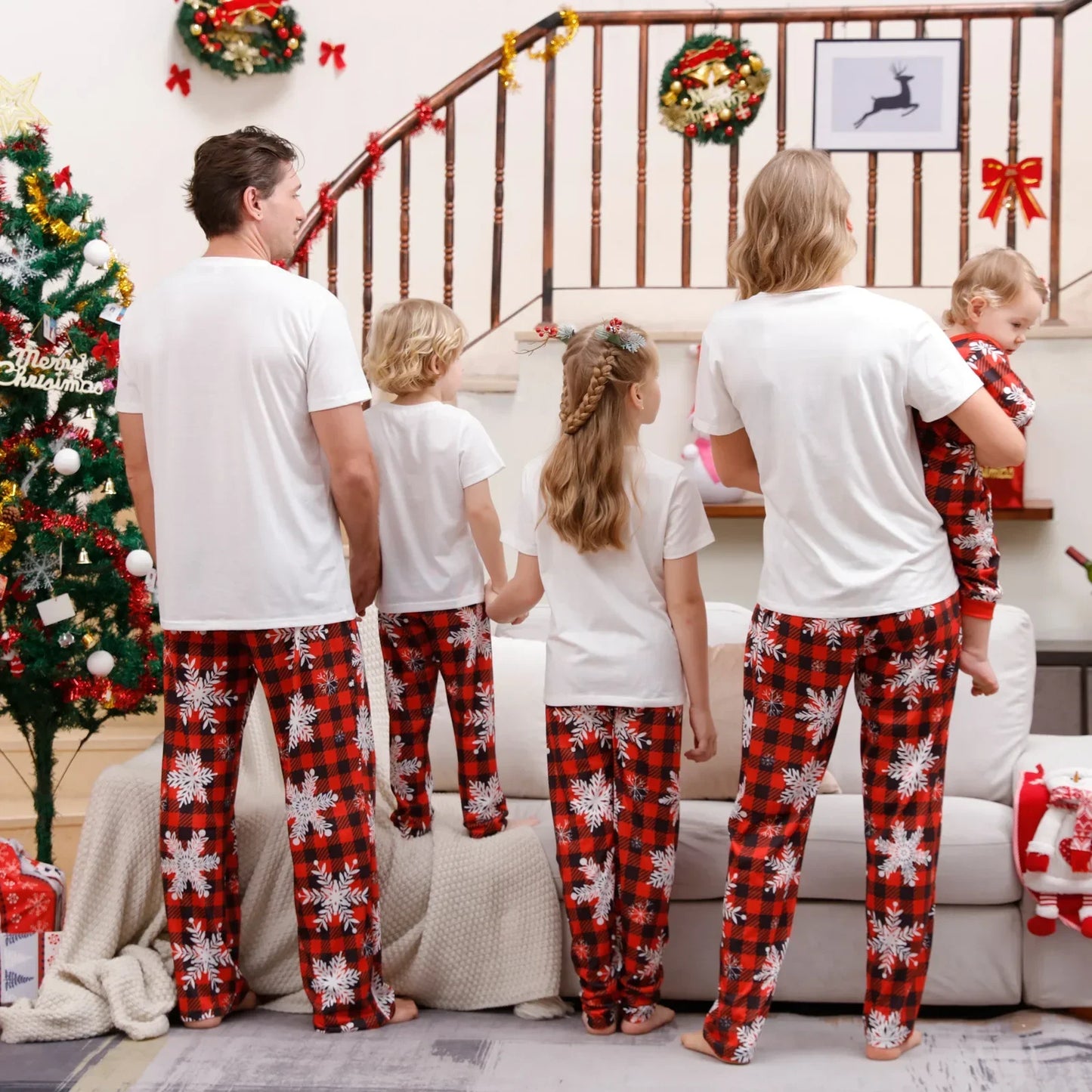 2024 New Santa Tree printed family matching clothing Christmas short-sleeved pajamas set Adult children's clothing Baby jumpsuit