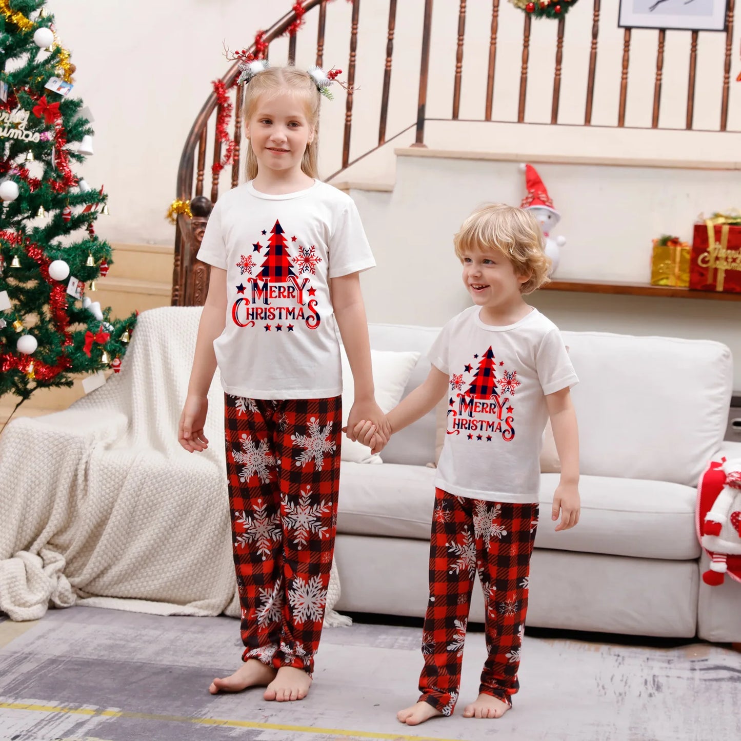 2024 New Santa Tree printed family matching clothing Christmas short-sleeved pajamas set Adult children's clothing Baby jumpsuit