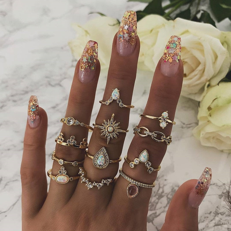 17 Pcs/Set Boho Vintage Gold Color Crystal Opal Gem Ring Set Crown Star Water Drop Geometric Party Rings for Women Jewelry Gifts