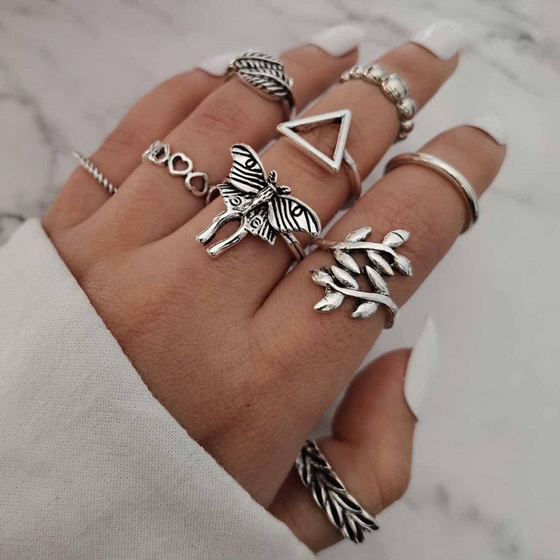 17 Pcs/Set Boho Vintage Gold Color Crystal Opal Gem Ring Set Crown Star Water Drop Geometric Party Rings for Women Jewelry Gifts