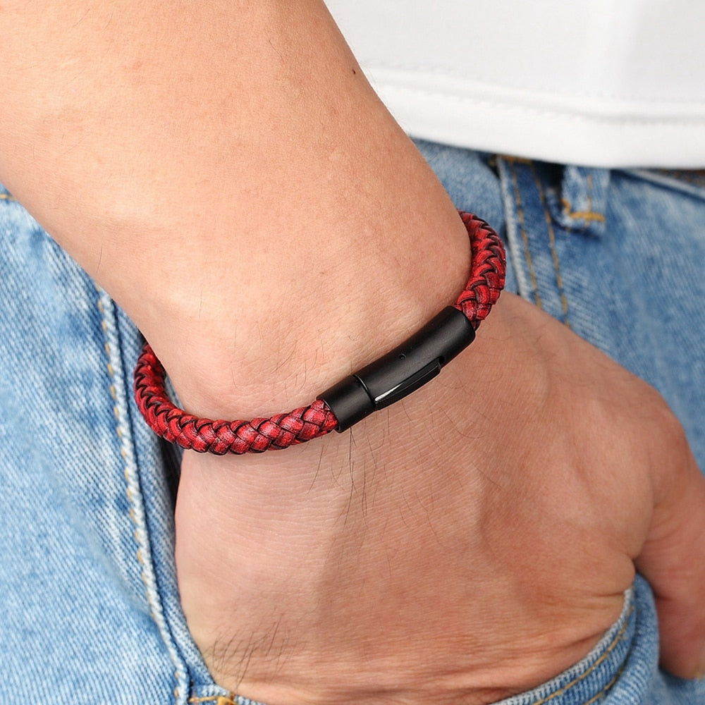 XQNI New Classic Style Leather Bracelet Simple Black Stainless Steel Button Neutral Accessories Hand-woven Jewelry Gifts