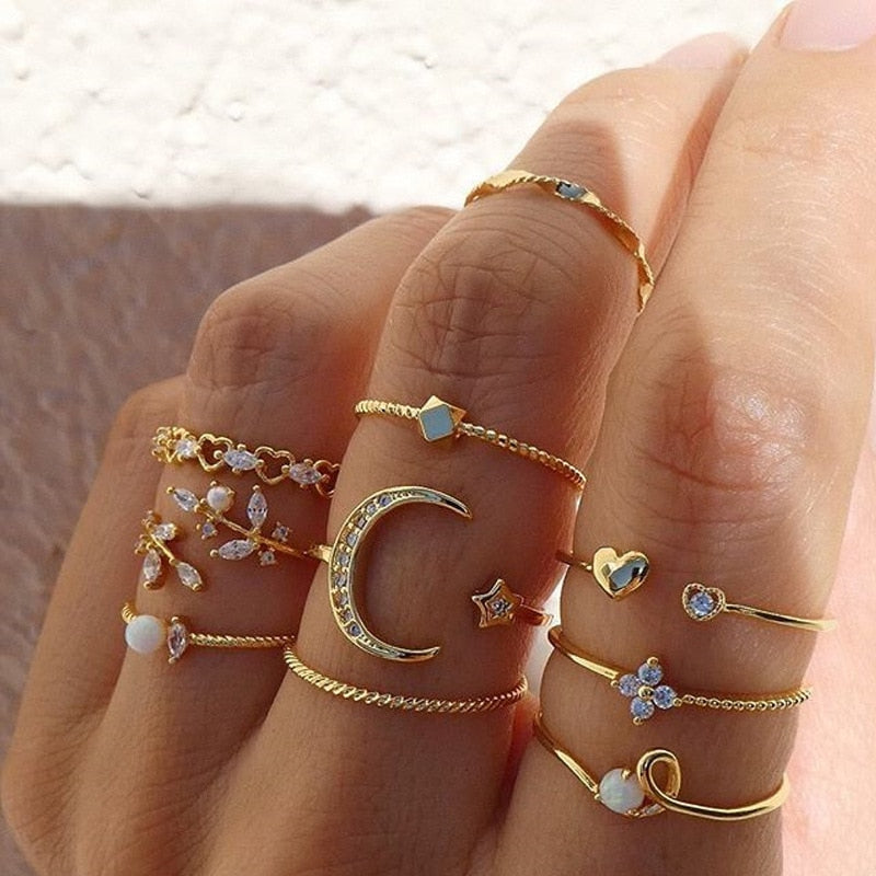 17 Pcs/Set Boho Vintage Gold Color Crystal Opal Gem Ring Set Crown Star Water Drop Geometric Party Rings for Women Jewelry Gifts