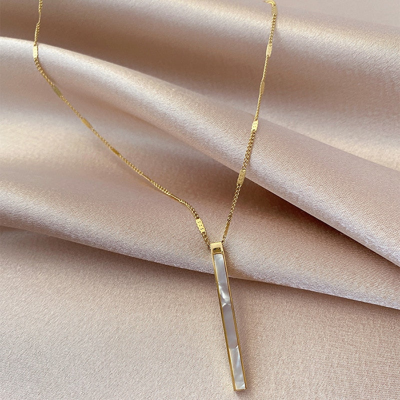 South Korea New Exquisite Shell Titanium Steel Necklace Simple Fashionable Clavicle Chain Women's Jewelry
