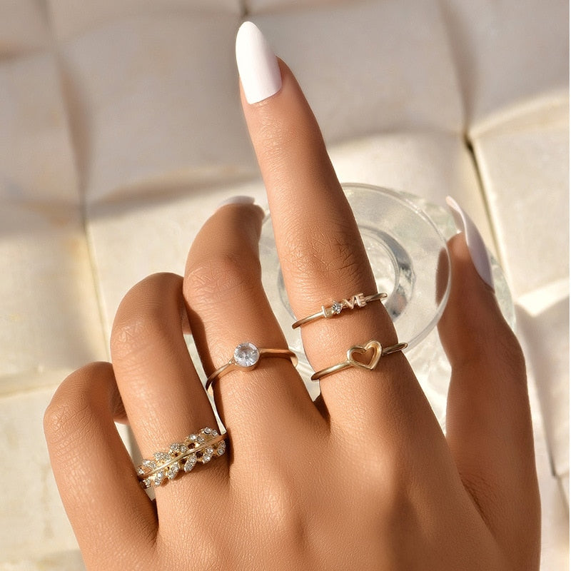 17 Pcs/Set Boho Vintage Gold Color Crystal Opal Gem Ring Set Crown Star Water Drop Geometric Party Rings for Women Jewelry Gifts