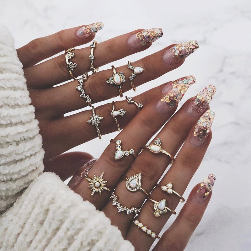 17 Pcs/Set Boho Vintage Gold Color Crystal Opal Gem Ring Set Crown Star Water Drop Geometric Party Rings for Women Jewelry Gifts