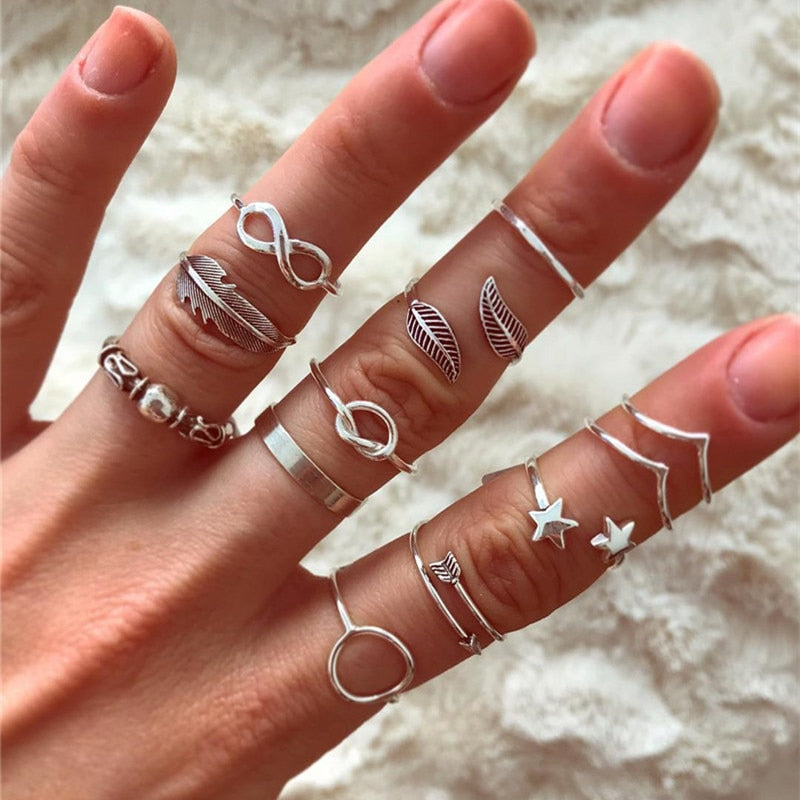 17 Pcs/Set Boho Vintage Gold Color Crystal Opal Gem Ring Set Crown Star Water Drop Geometric Party Rings for Women Jewelry Gifts