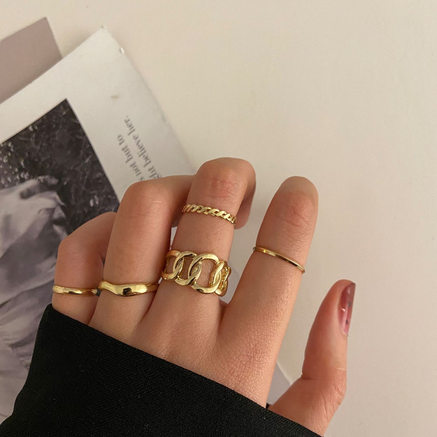 LATS 7pcs Fashion Jewelry Rings Set Metal Hollow Round Opening Party Wedding Gifts